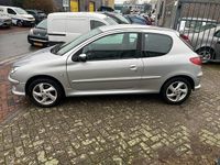 Occasion Peugeot 206 109 PK (80 kW) 2007 Grijs (metallic) Hatchback