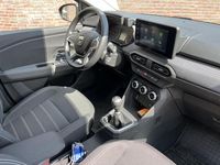 Occasion Dacia Sandero Essentiel 93 PK (68 kW) 2021 Grijs Hatchback