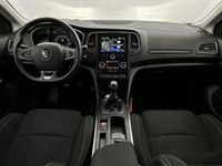 tweedehands Renault Mégane IV Estate 1.3 TCe Limited Half leder, Navi, Parkeer sensoren, Cruise control 140pk