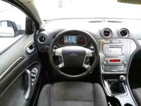 tweedehands Ford Mondeo 2.0-16V Limited ( INRUIL MOGELIJK )