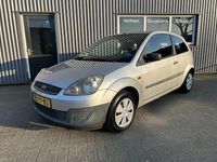 Occasion Ford Fiesta 69 PK (50 kW) 2006 Grijs (metallic) Hatchback