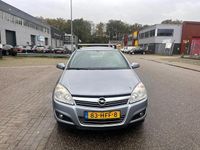 tweedehands Opel Astra 1.6 Temptation CLIMA NAVIGATIE ZILVER 2008