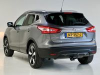 tweedehands Nissan Qashqai 1.2 N-Connecta | Parkeersensoren | Panoramadak | Camera | Stoelverwarming | Trekhaak |