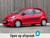 Occasion Toyota Aygo 68 PK (50 kW) 2013 Rood Hatchback