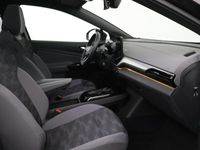 tweedehands VW ID4 Pro 77 kWh < Fabrieksgarantie tm 09-2026 | Apple carplay / android Auto | Lichtmetalen velgen | Navigatie | Cruise Control | Climate Control | Elektr. trekhaak |