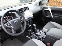 tweedehands Toyota Land Cruiser 2.8 D-4D 204pk Black Edition Premium Van | Nieuw | Snel leverbaar | Camera's | Luchtvering | Schuif-/kanteldak