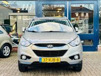 tweedehands Hyundai ix35 2.0i 4WD Style 163PK! Navi l Camera l Leer l Cruis