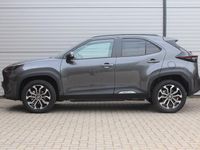 Nieuw Toyota Yaris Cross 92 PK (67 kW) 2025 Grijs SUV