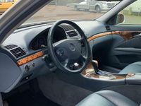 tweedehands Mercedes E320 E-KLASSEAutom Airco Leer Cruise Navi Pdc 2003 Youngtime Schuifdak 19 Inch Amg Velgen Vol Opties