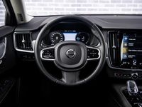 tweedehands Volvo V90 2.0 T8 AWD Inscription | Adaptieve Cruise Control | BLIS | Trekhaak | 360 Camera | Stoelmassage en Ventilatie |