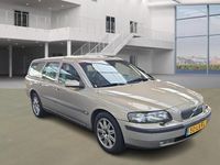 tweedehands Volvo V70 2.4 Comfort Line/YOUNGTIMER/AUT/HALFLEDER/STOELVER