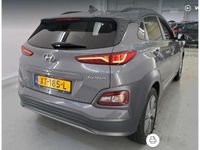 tweedehands Hyundai Kona EV Premium 64 kWh 100%EV. *€2.000- SUBSIDIE* / Na