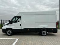 tweedehands Iveco Daily 35S14V 2.3 136 pk 352L H3