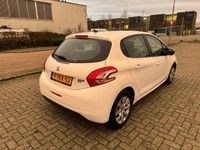 tweedehands Peugeot 208 1.6 e-HDi Allure AIRCO/NAVI koopje!!