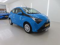 Occasion Toyota Aygo X-play 74 PK (54 kW) 2019 Blauw Hatchback