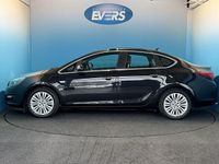 Occasion Opel Astra Design Edition 140 PK (102 kW) 2014 Zwart Sedan