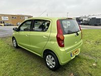 tweedehands Daihatsu Cuore 1.0 Comfort Plus - AUTOMAAT/AIRCO/ELEK.RAMEN