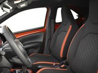 tweedehands Toyota Aygo X 1.0 Vvt-I Mt Edition Bi-Tone