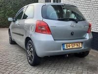 Occasion Toyota Yaris Sol 87 PK (63 kW) 2006 Grijs Hatchback