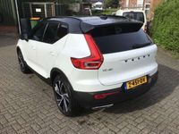 tweedehands Volvo XC40 1.5 T5 TWIN ENGINE R-DESIGN