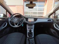 tweedehands Opel Astra 1.4 150PK Edition, Cruise, trekhaak, Navi