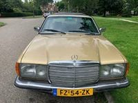 Occasion Mercedes 230 109 PK (80 kW) 1980 Beige Coupé