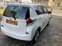 Occasion Toyota Verso-S Trend 99 PK (72 kW) 2015 Wit MPV