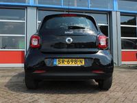 Occasion Smart ForFour Pure 71 PK (52 kW) 2018 Zwart Hatchback