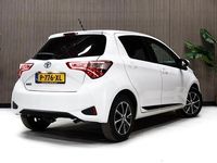 Occasion Toyota Yaris 112 PK (82 kW) 2019 Wit Hatchback