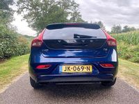 Occasion Volvo V40 Ocean Race 122 PK (89 kW) 2016 Blauw, metallic lak Stationwagen
