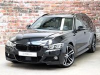 Occasion BMW 330 Executive 2019 Zwart (metallic) Stationwagen