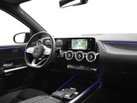 tweedehands Mercedes B220 AUT. 190 PK PREMIUM LAUNCH EDITION AMG SPORT + ADAPTIEVE CRUISE / SPORTSTOELEN / APPLE CARPLAY / 18 INCH / SFEERVERLICHTING