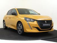 Occasion Peugeot 208 Allure 101 PK (74 kW) 2023 Geel Hatchback