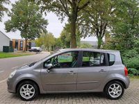 Occasion Renault Grand Modus Night&Day 103 PK (75 kW) 2012 Grijs (metallic) MPV