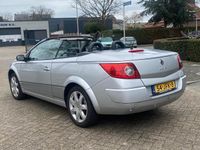 tweedehands Renault Mégane Cabriolet Coupé- 2.0-16V Tech Line 2009 nieuwe dist