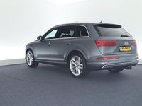 tweedehands Audi Q7 3.0 TDI 374pk e-tron quattro S-Line Trekhaak Camera Luchtvering Bose Panoramadak Leder Virtual Cockpit Navigatie