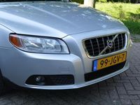 tweedehands Volvo V70 2.4D Limited Edition leer navi automaat zeer mooi