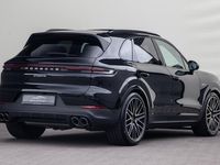 tweedehands Porsche Cayenne 3.0 E-Hybrid Facelift, Pano, Passenger-display, Luchtvering, Bose, Sportstoelen 2024