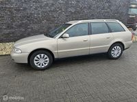 tweedehands Audi A4 Avant 1.8 5V Advance Automaat, Airco , Trekhaak