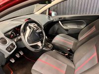 tweedehands Ford Fiesta 1.25 Titanium Verw stoelen Verw voorruit
