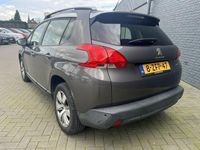 tweedehands Peugeot 2008 1.2 Automaat PureTech Active Panorama dak / Naviga