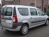 tweedehands Dacia Logan MCV 1.6-16V Lauréate Airco Trekhaak