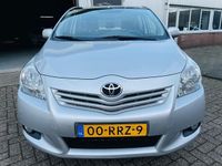 Occasion Toyota Verso Business Edition 147 PK (108 kW) 2011 Grijs MPV