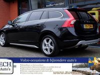 tweedehands Volvo V60 T3 150 pk Momentum, Navi, Bluetooth, 17 inch