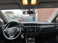 Occasion Toyota Auris 99 PK (72 kW) 2017 Grijs Hatchback