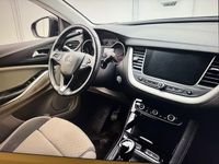 tweedehands Opel Grandland X BWJ 11-2017 / 1.2 Turbo131PK Innovation / Clima / Navi / Carplay / Trekhaak / Privacy glass / PDC v+a / 18'' LMV /