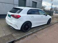 tweedehands Mercedes A200 AMG PANO BURMESTER MEMORY SFEER 19