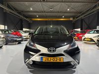 Occasion Toyota Aygo X-play 69 PK (50 kW) 2016 Zwart Hatchback