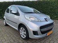 tweedehands Peugeot 107 1.0-12V Urban Move Airco - isofix - elektrische ra