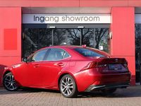 Occasion Lexus IS300h Business Edition 223 PK (164 kW) 2020 Rood (metallic) Sedan